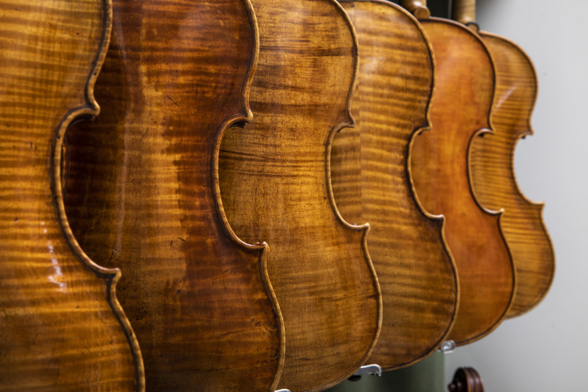 Selling J & A Beare Leading International Violin Dealer