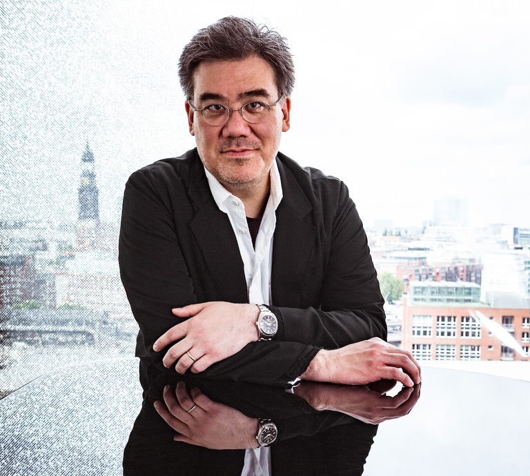 Conductor and violinist Alan Gilbert