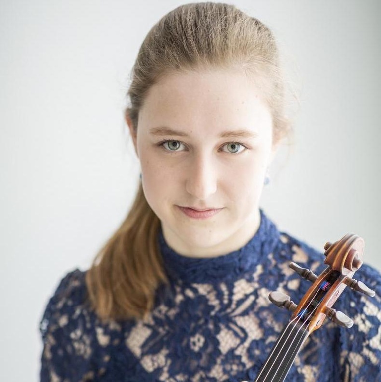 Violinist Salome Bonnema