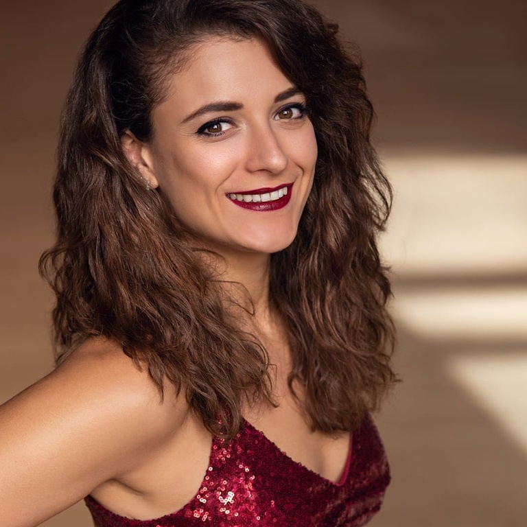 Violist Milena Pajaro-van de Stadt