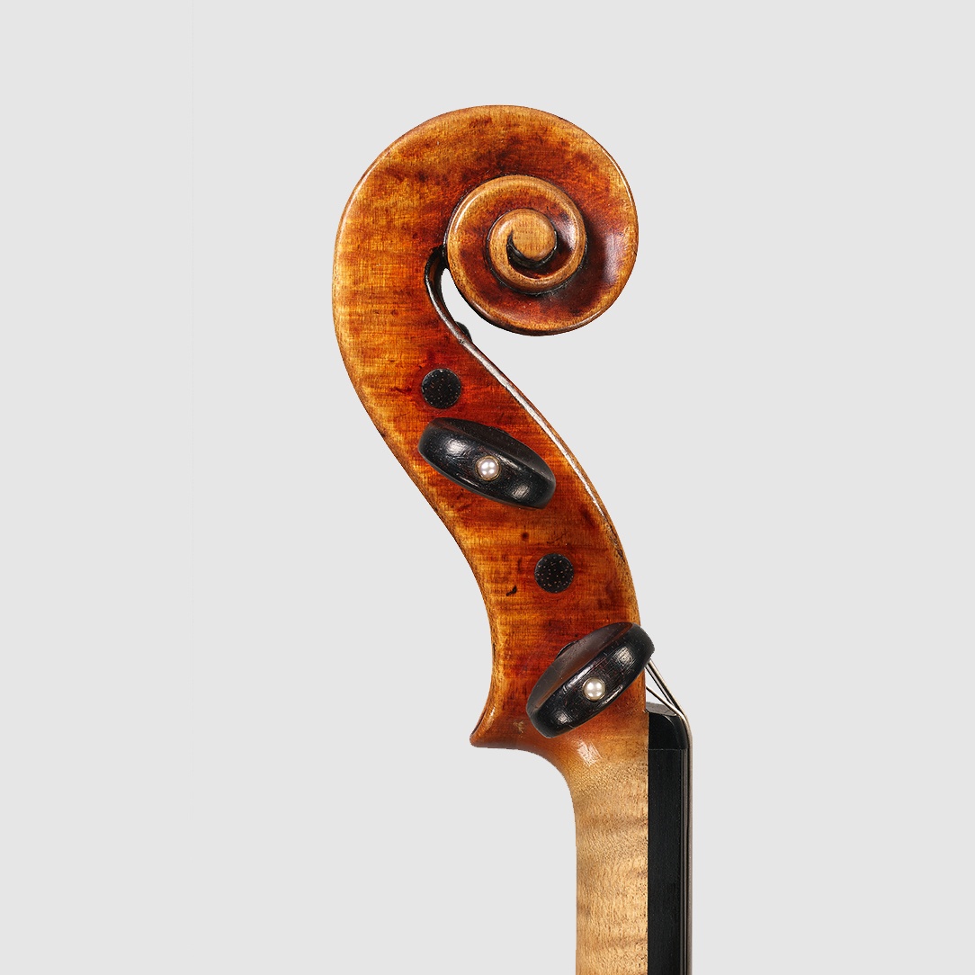 1722 De Chaponay Stradivari scroll right